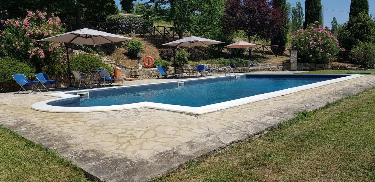 Case In Campagna Con Piscina A Todi Dış mekan fotoğraf